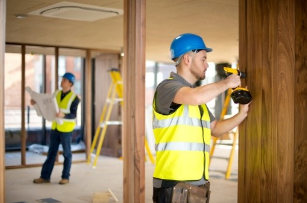 Office refurbishment business secures £2m from SME lender